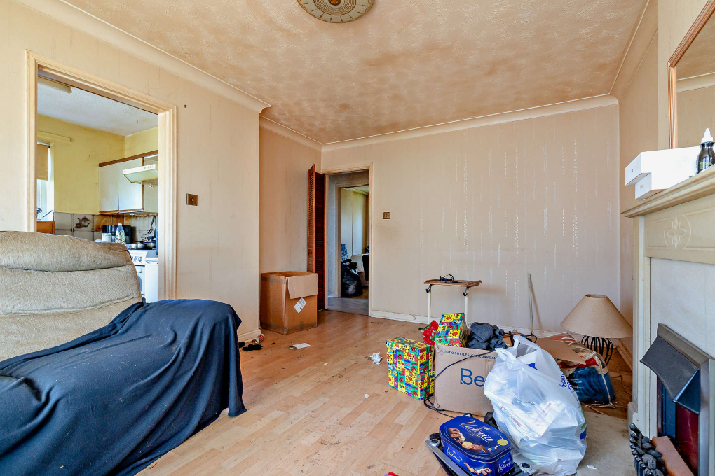 Property photo 2 of 9