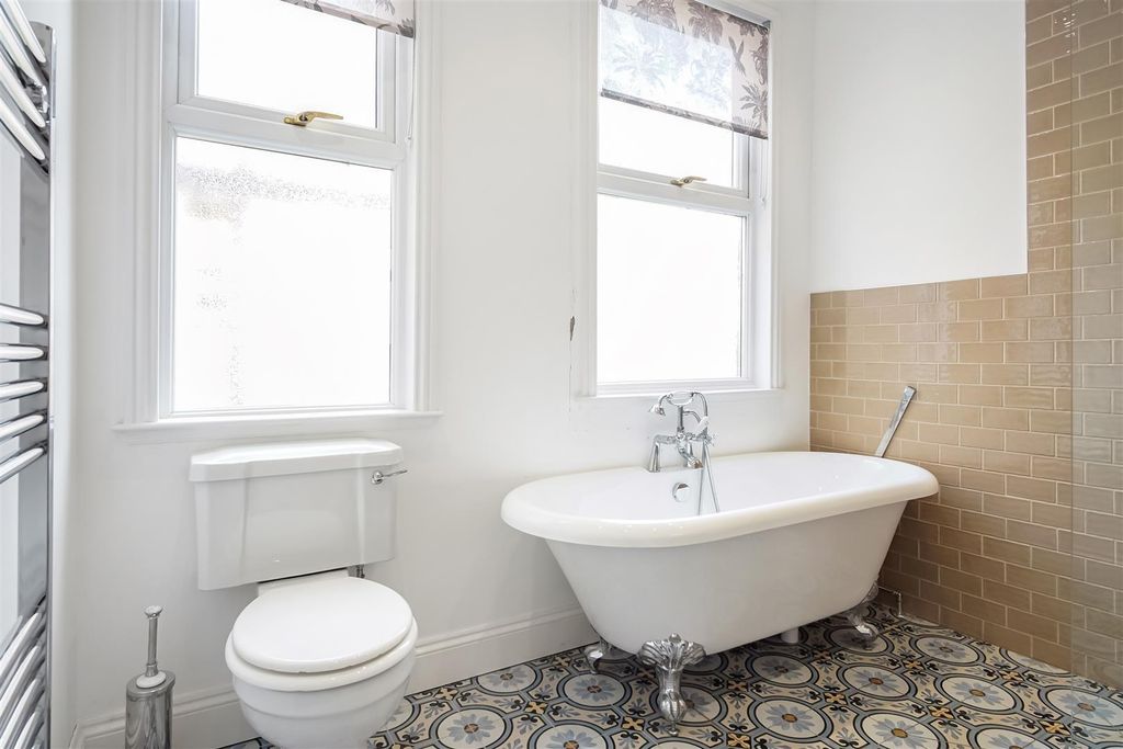 Additional image 18 of 4 bed town house to rentStanhope Road North, Darlington DL3