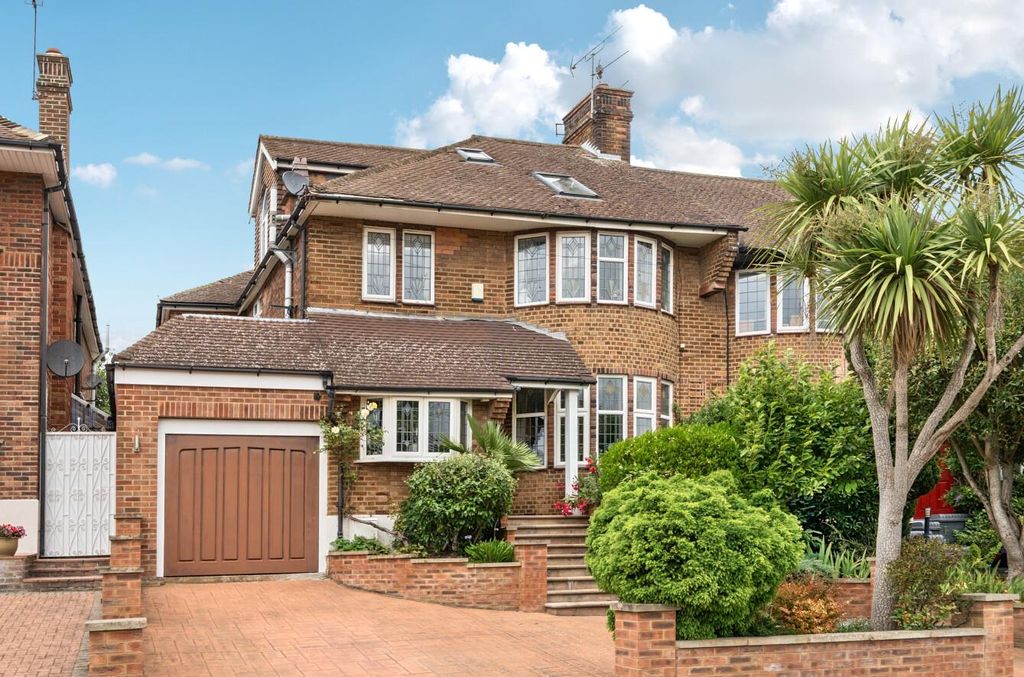 Property photo 1 of 24 1329672-2-6880Dfc69c0d8.Jpg