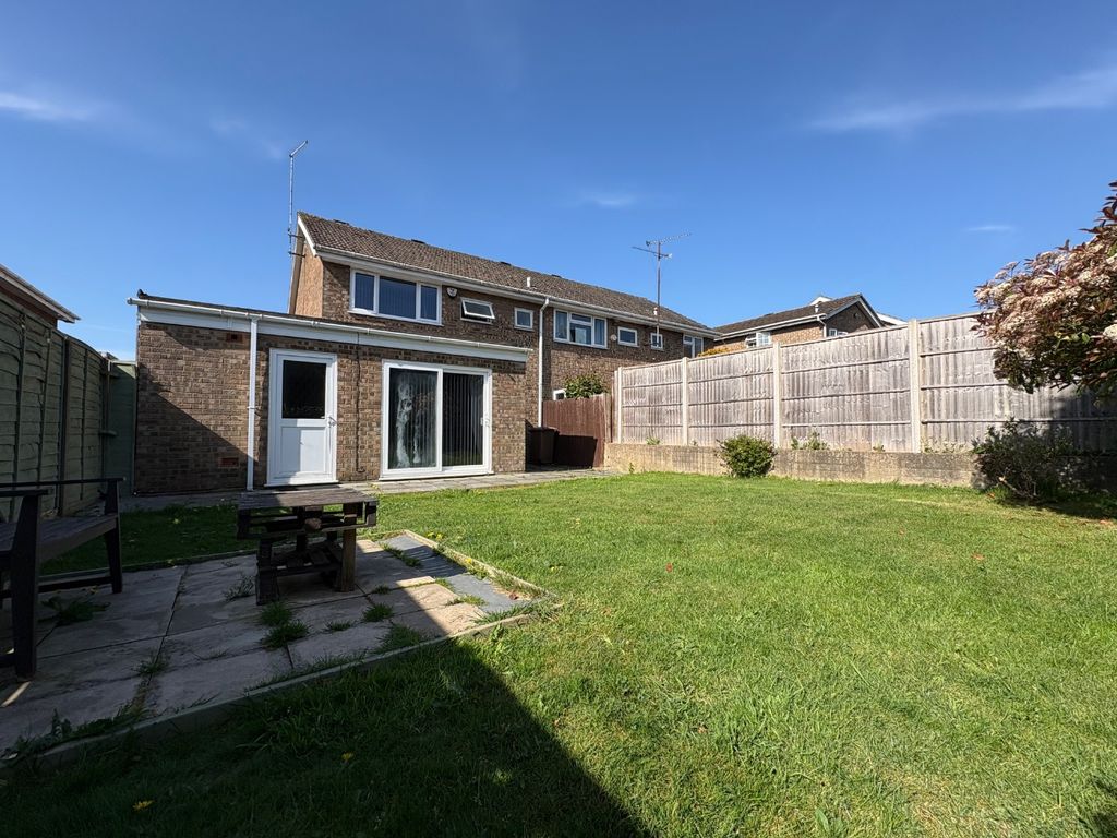 Property photo 2 of 10 4365313