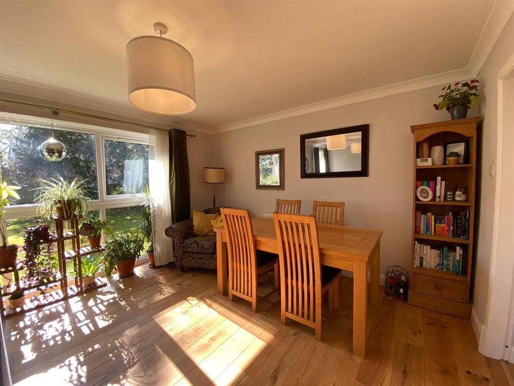 Property photo 3 of 22