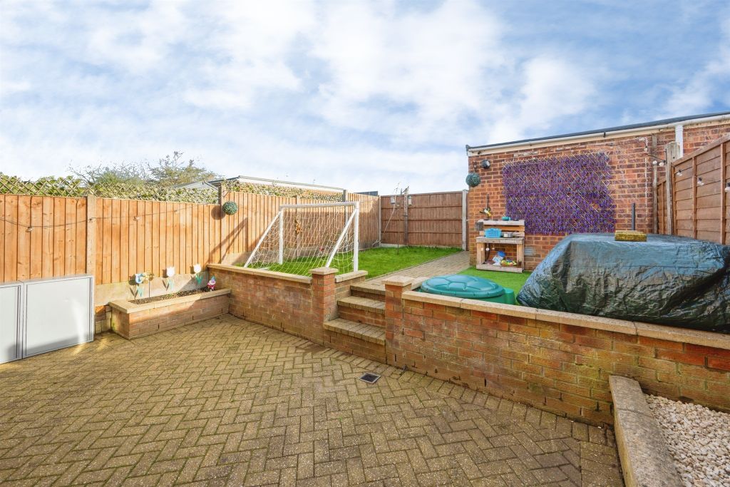 Property photo 2 of 16