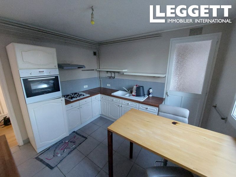 Property photo 2 of 10