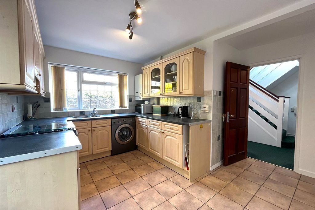 Property photo 2 of 21 Picture No. 37