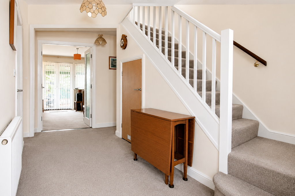 Property photo 2 of 21