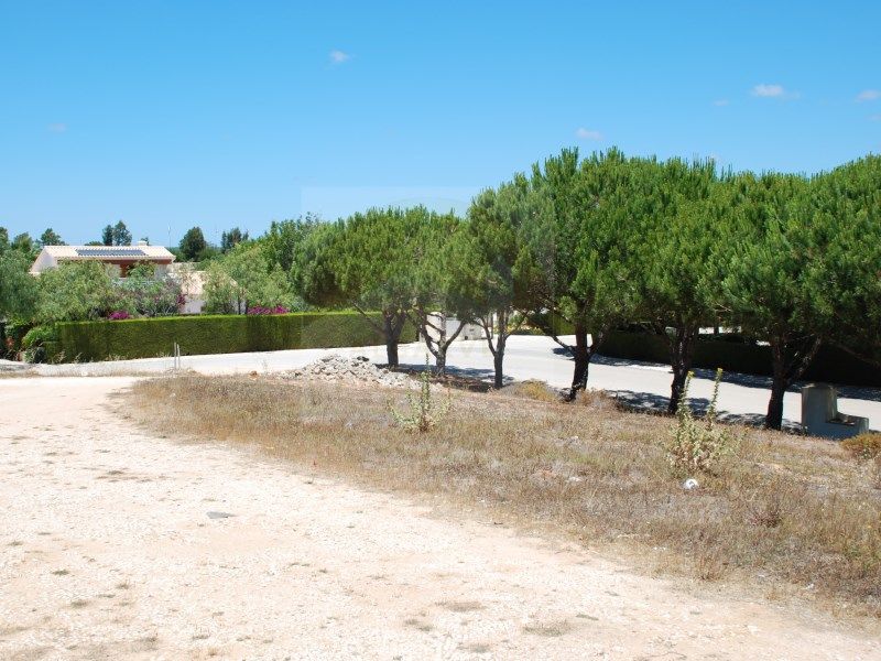 Property photo 2 of 3