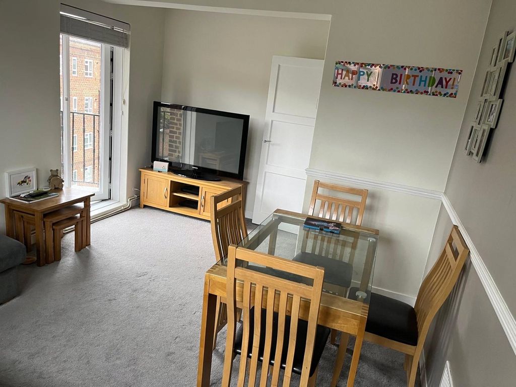 Property photo 2 of 11 Picture No. 05