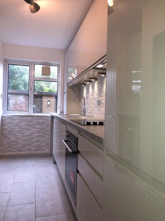 Property photo 2 of 18 Kitchen