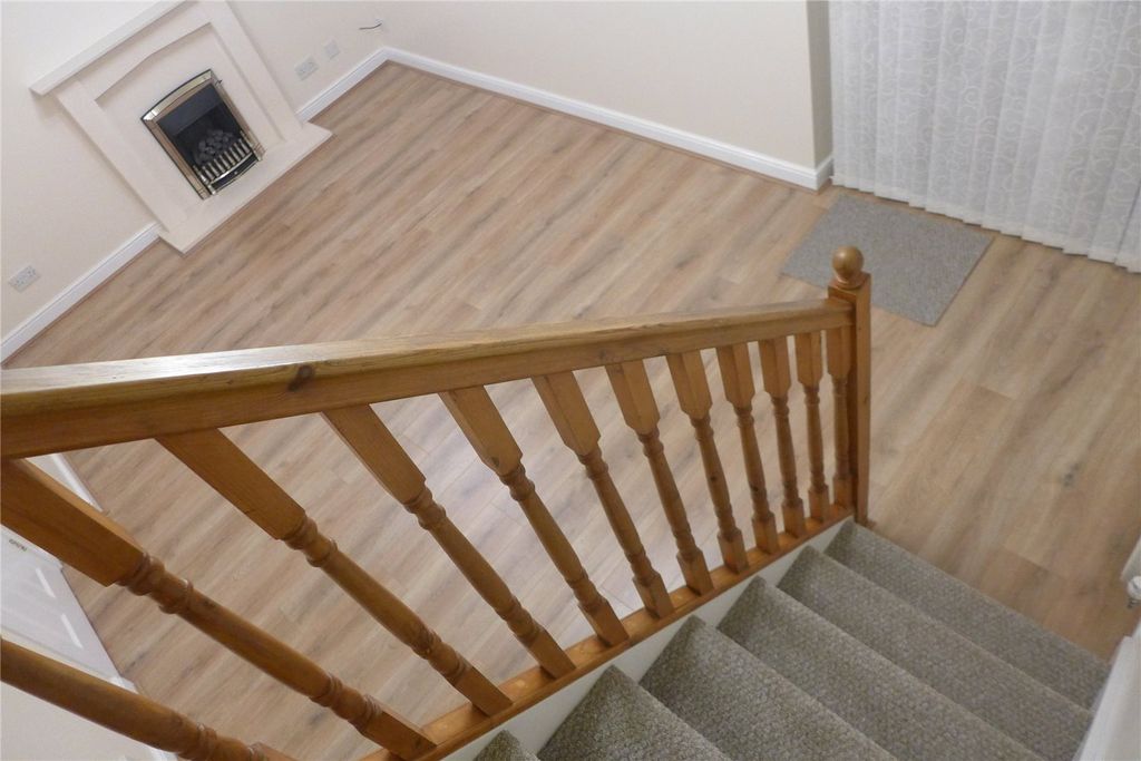 Property photo 2 of 8 Picture No. 06