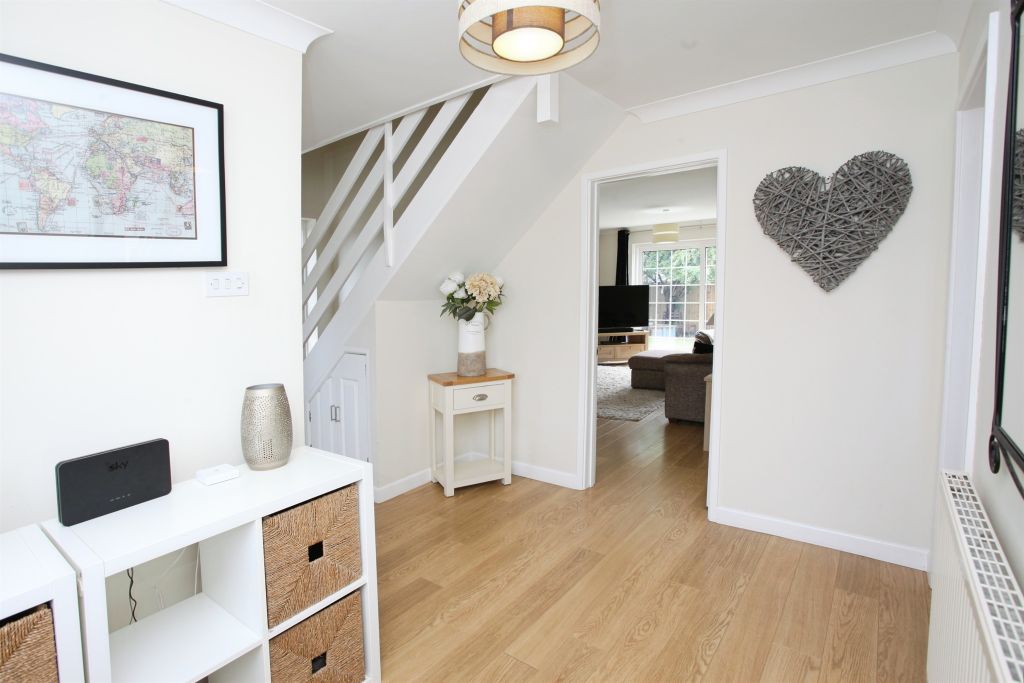 Property photo 2 of 35