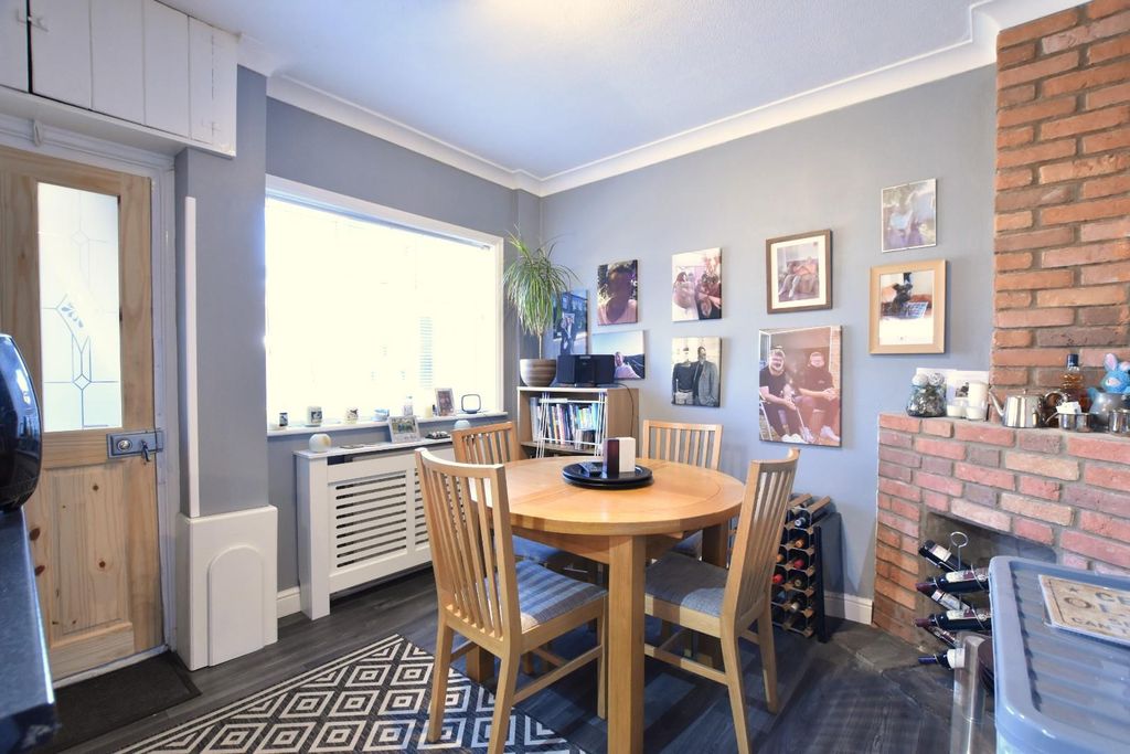 Property photo 2 of 23 Kitchen/Diner