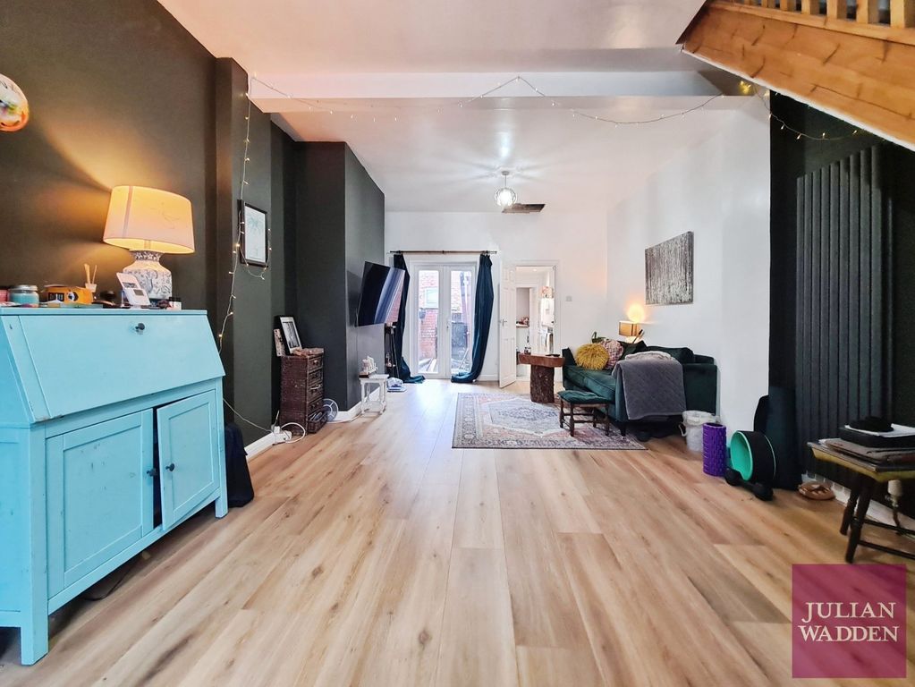 Property photo 3 of 11 Picture No. 04