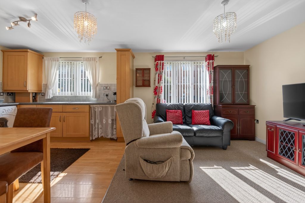 Additional image 9 of 2 bed flat for saleRidgeway Road, Rumney, Cardiff, South Glamorgan CF3