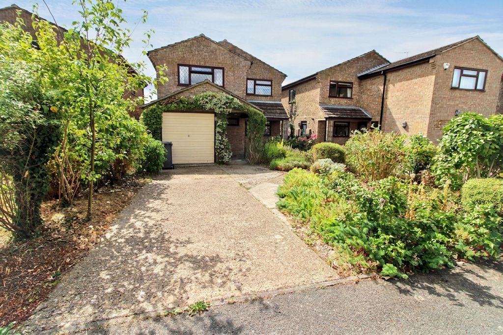 Property photo 1 of 18