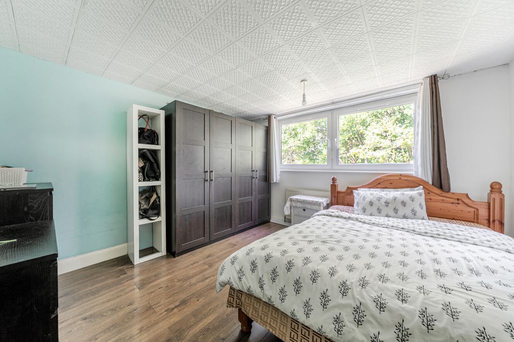 Property photo 3 of 13 1483543-6-6A3d439...