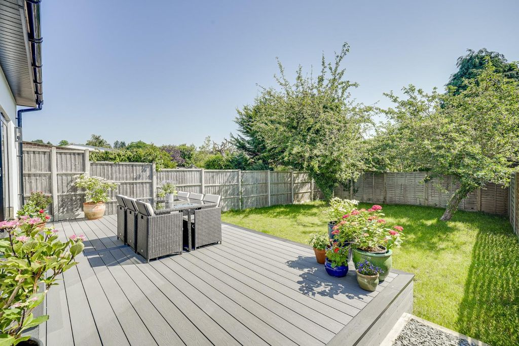 Property photo 3 of 35