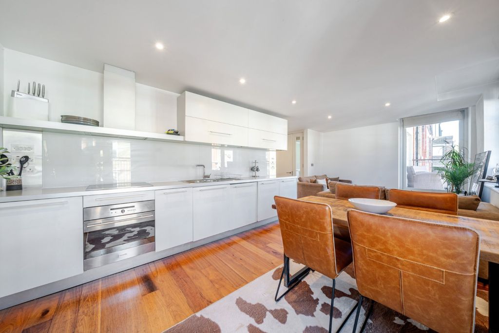 Property photo 3 of 18 Picture No. 09