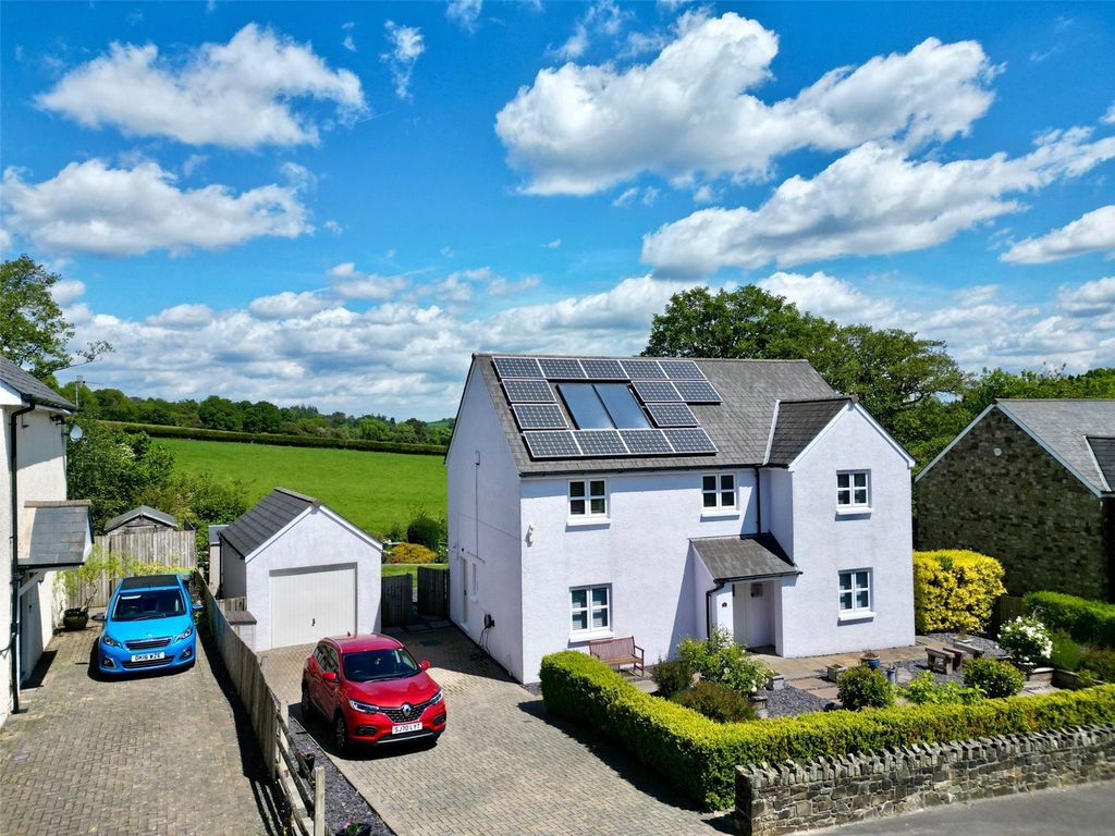 Property photo 1 of 25 Picture No. 05