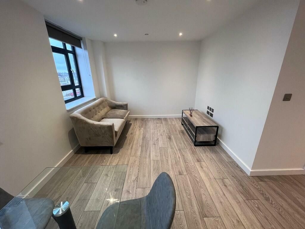 Property photo 2 of 11