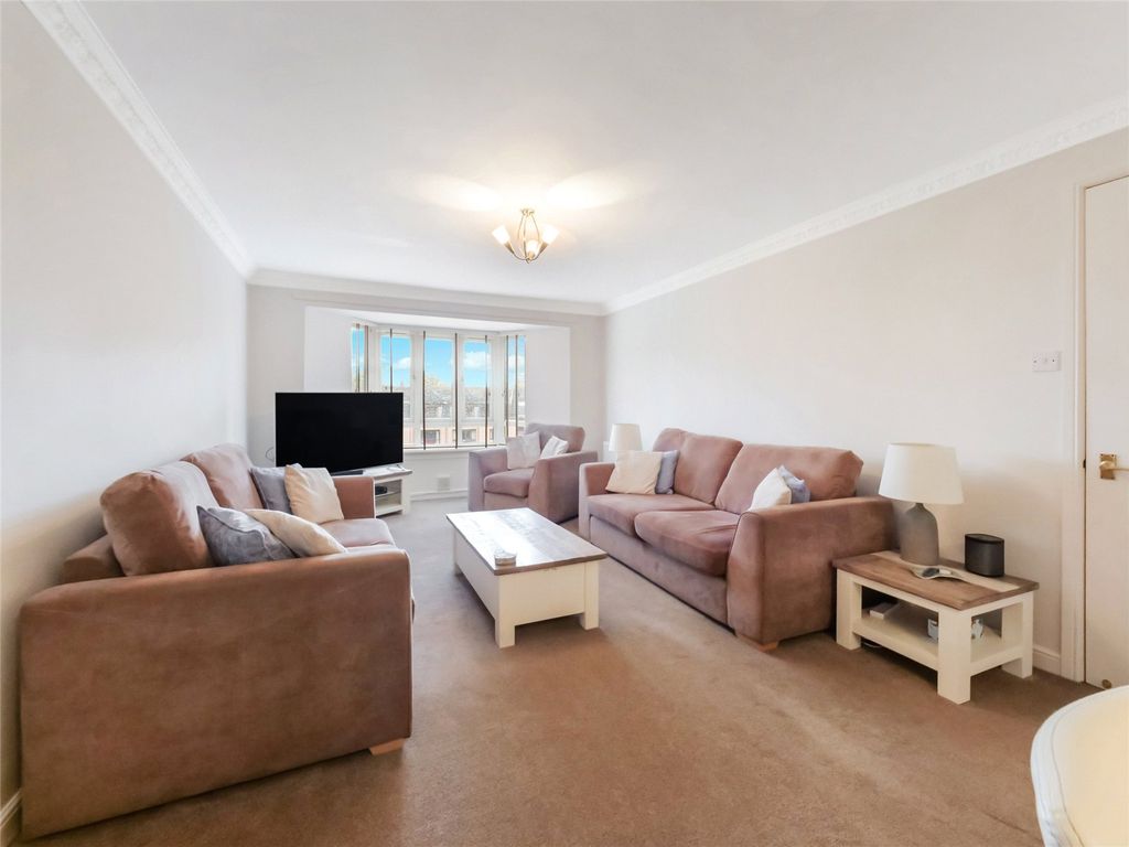Property photo 2 of 23 Picture No. 06