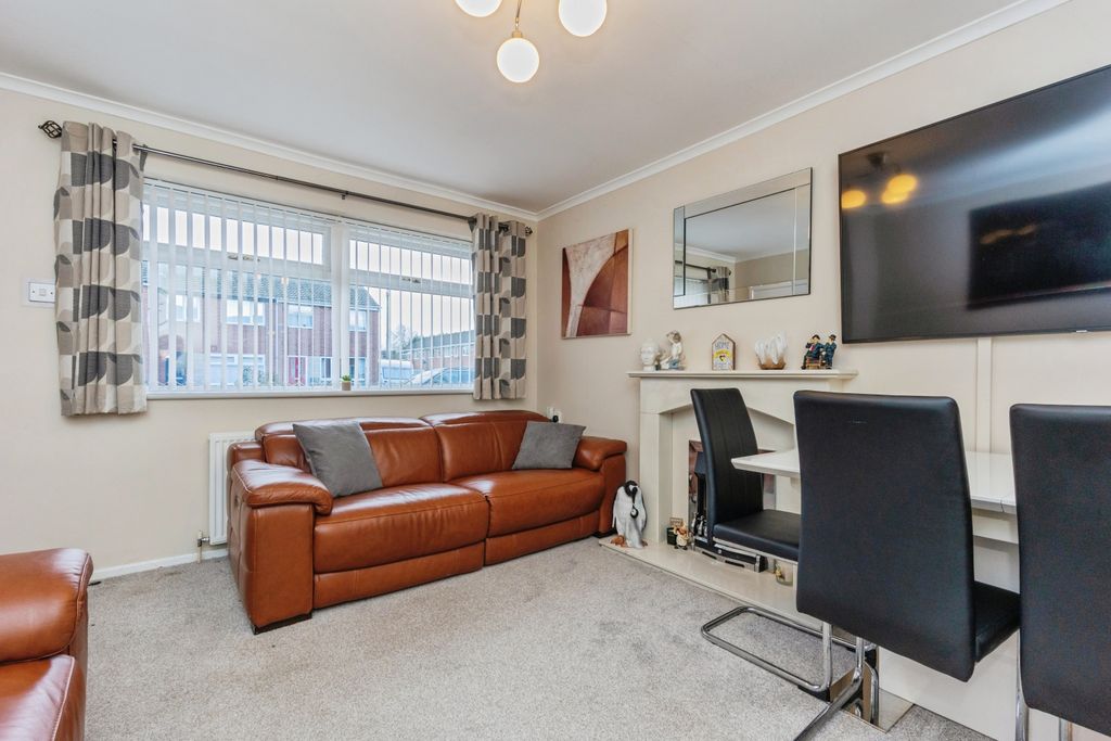 Property photo 3 of 15