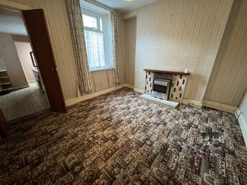 Property photo 3 of 10 Reception Room