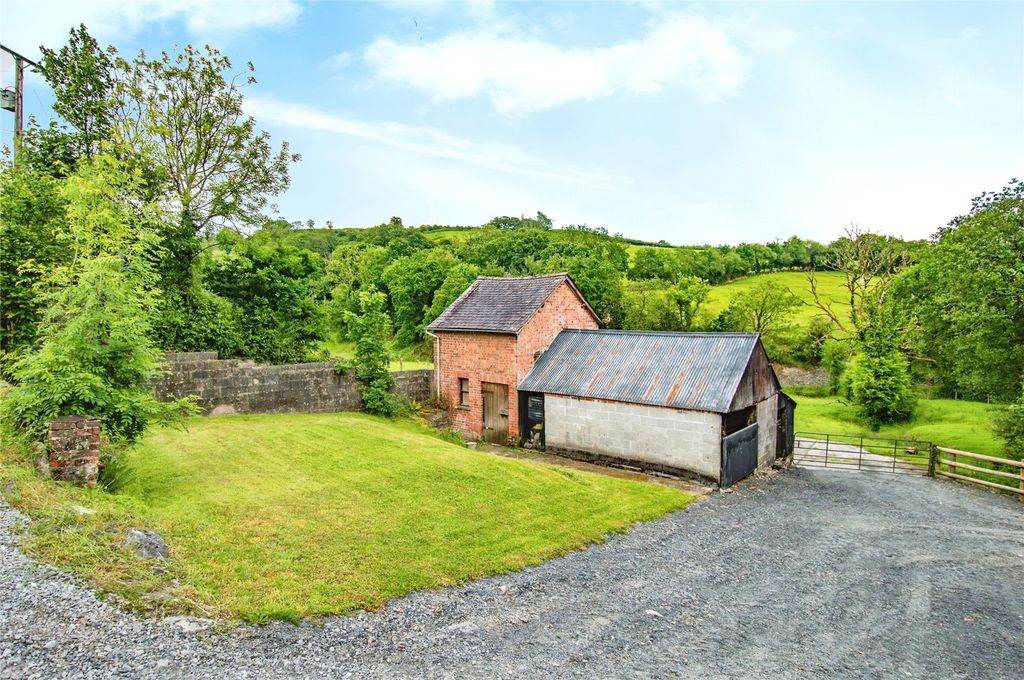 Property photo 3 of 16 Picture No. 03