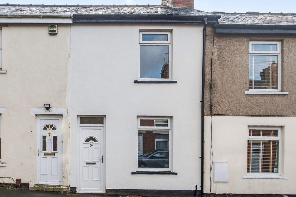 Property photo 1 of 14 Front.Jpg