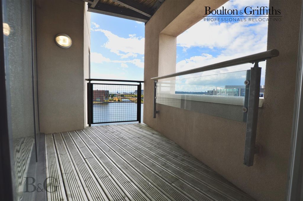 Property photo 2 of 24 Balcony