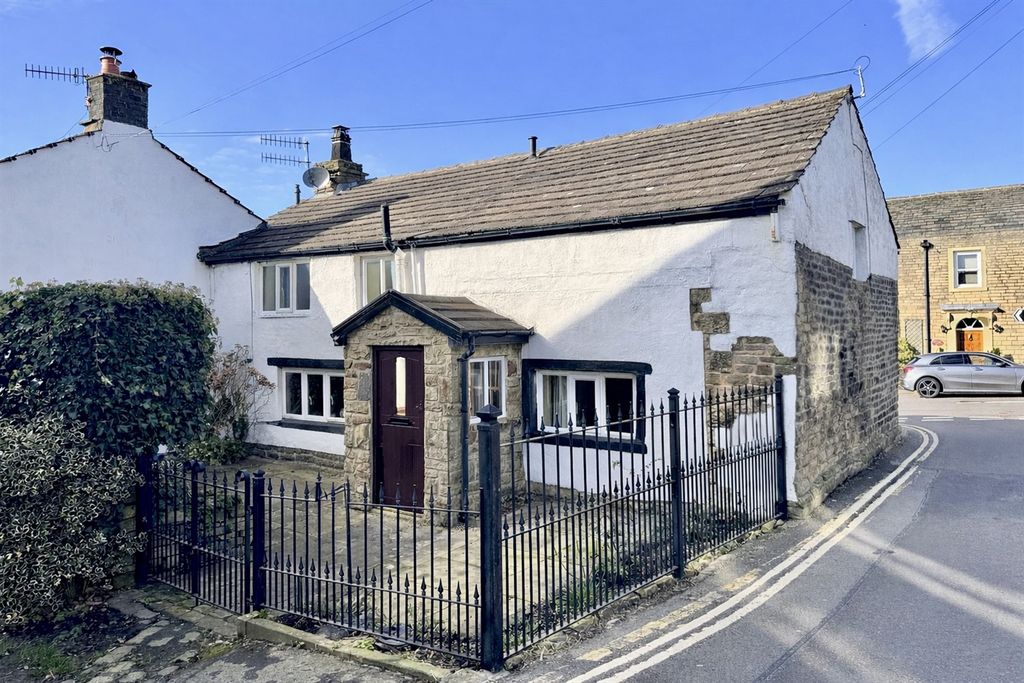 Property photo 1 of 26 (Main)