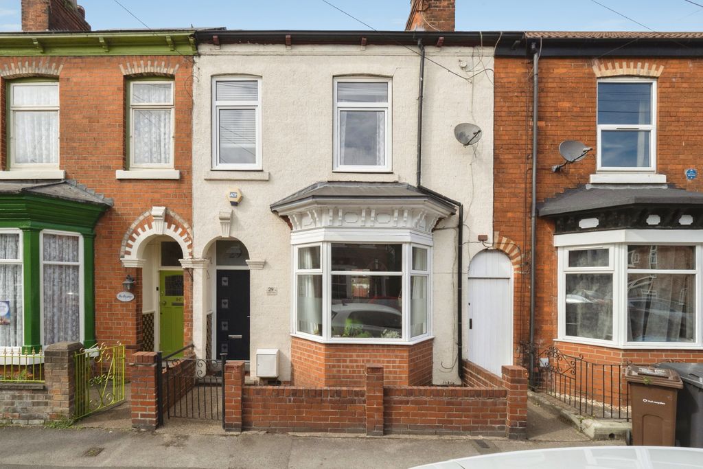 Property photo 1 of 13