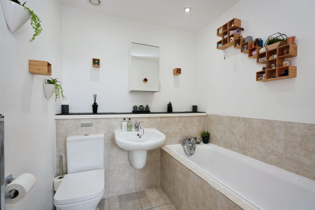 Additional image 9 of 2 bed flat for saleDewsbury Road, Elland HX5