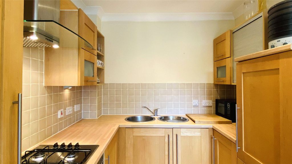 Property photo 2 of 8 Picture No. 06