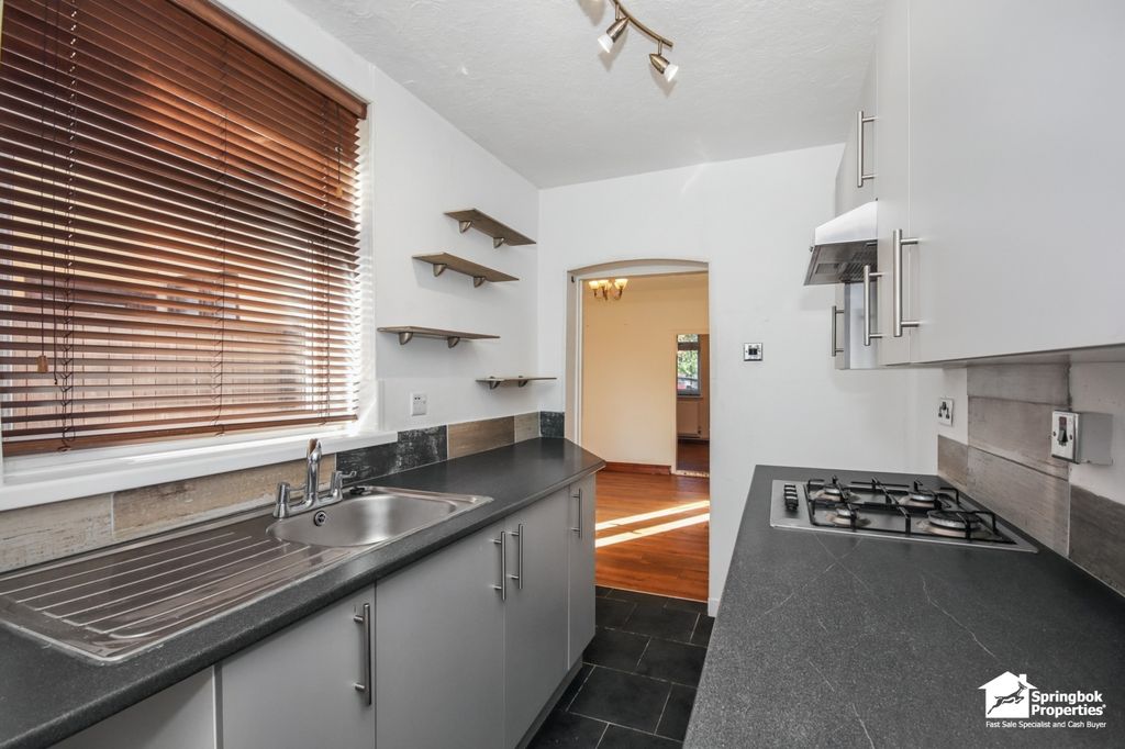 Property photo 2 of 13 Image 1