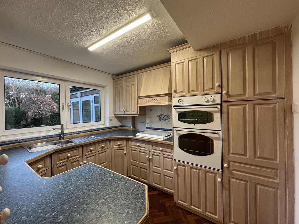 Property photo 3 of 16 Not Specified