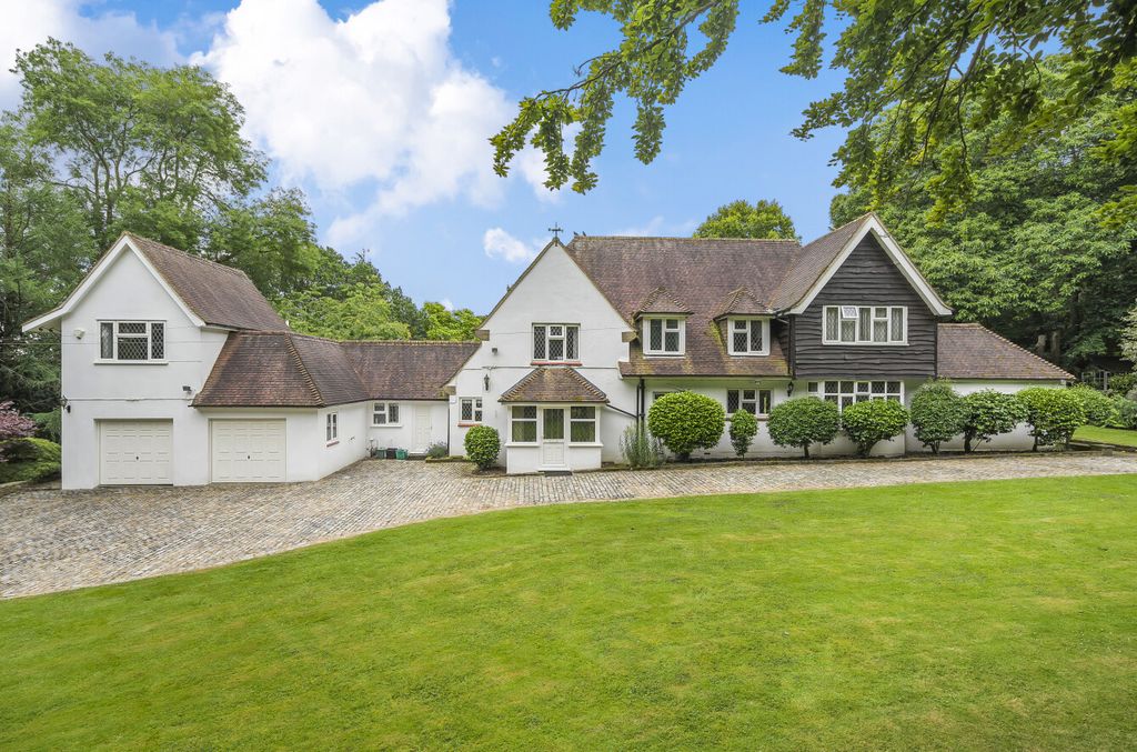 Property photo 1 of 32 1158143 E (2).Jpg