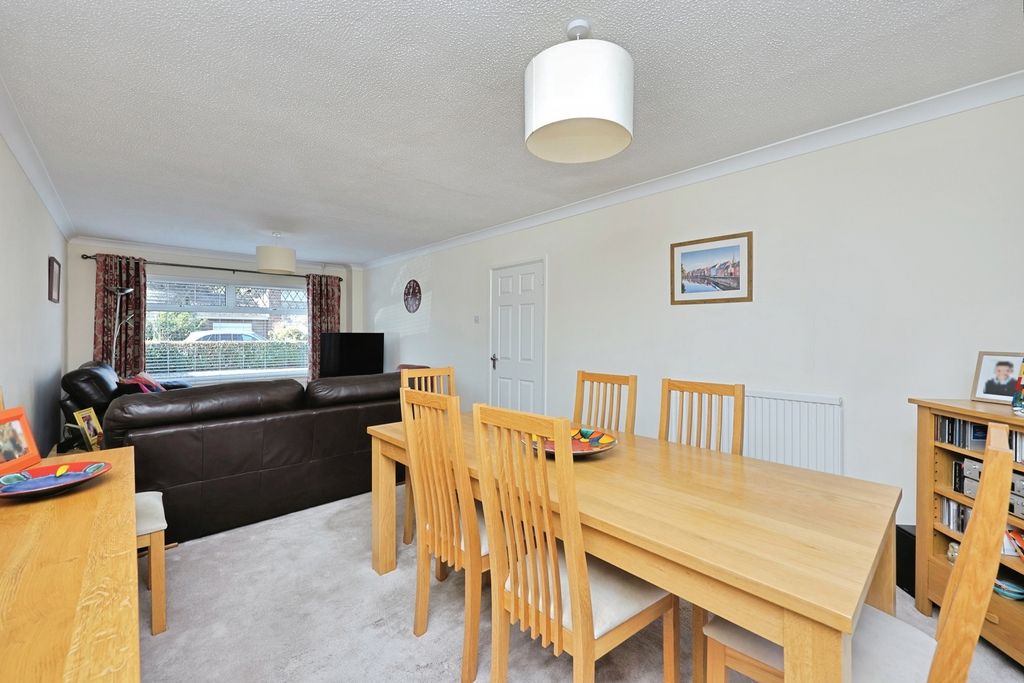 Property photo 3 of 16 Pbox-Img.Jpg