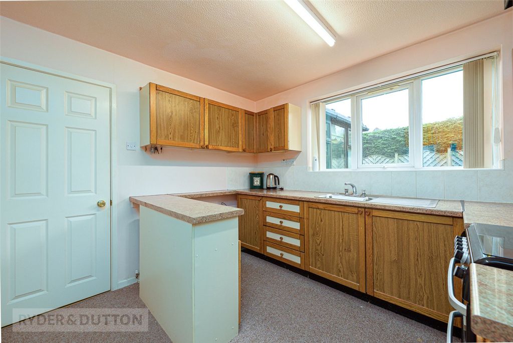 Property photo 2 of 23 Kitchen