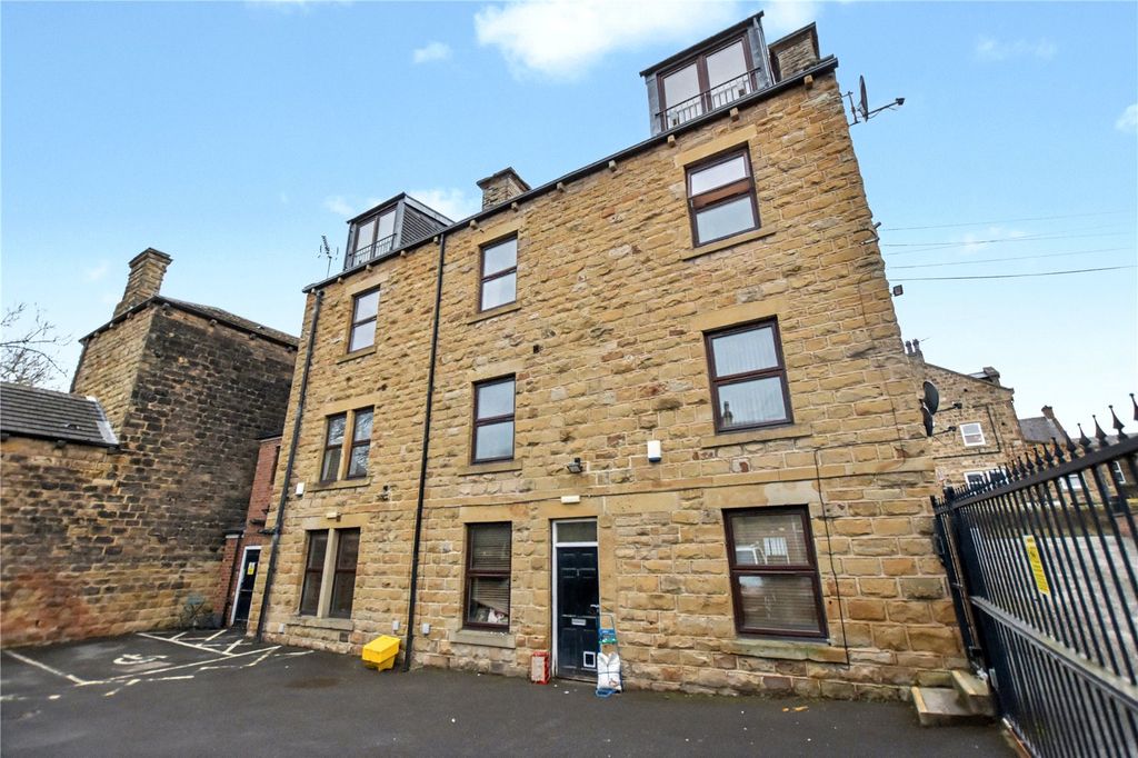 Property photo 1 of 13 Picture No. 15