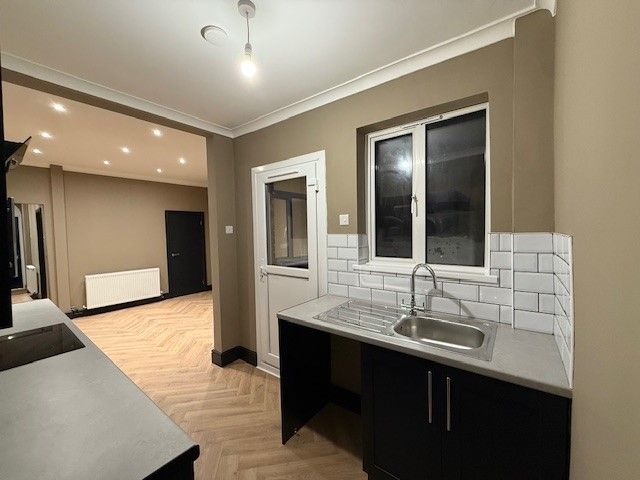 Property photo 2 of 10 Image