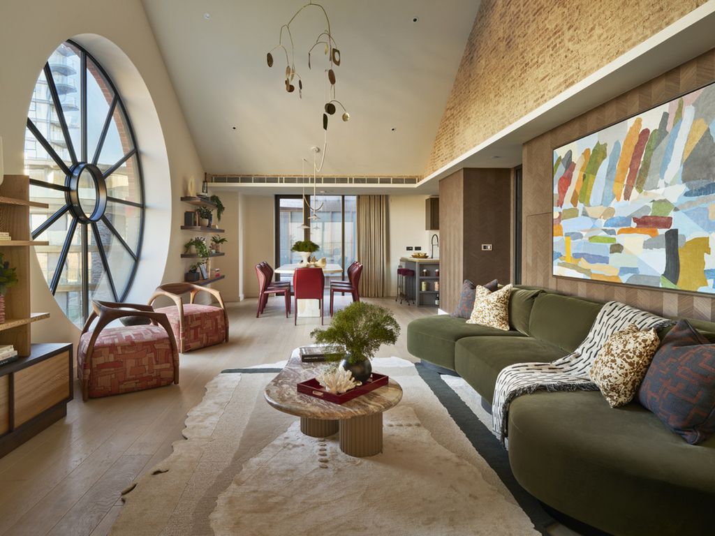 Property photo 3 of 16