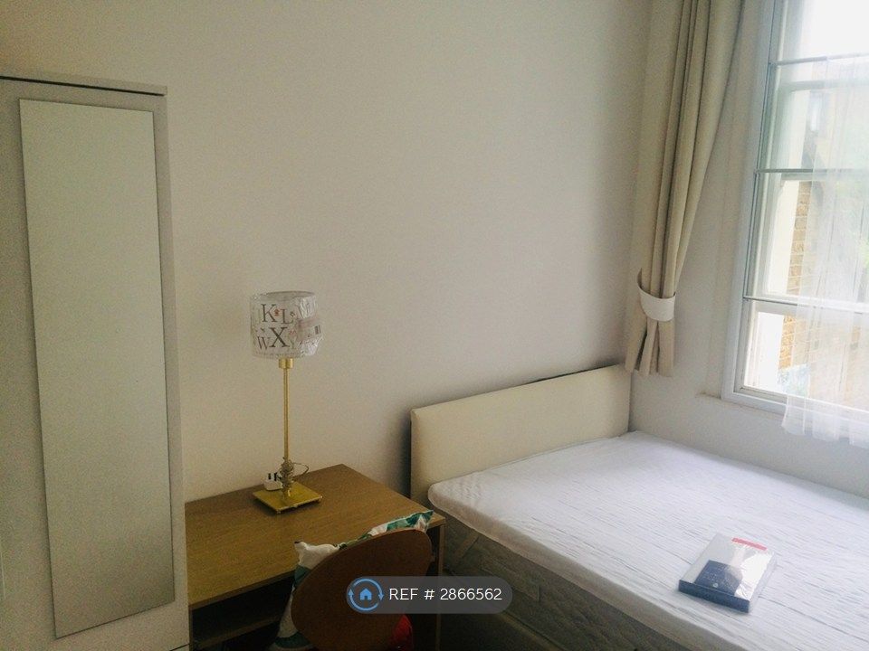 Property photo 3 of 10