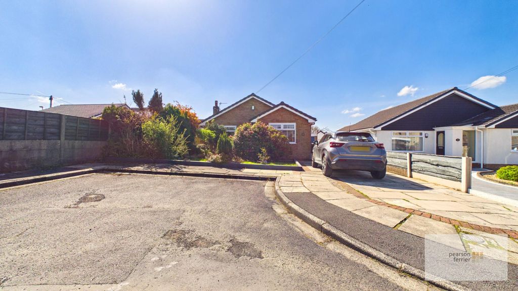 Property photo 1 of 18 Front (Exterior)