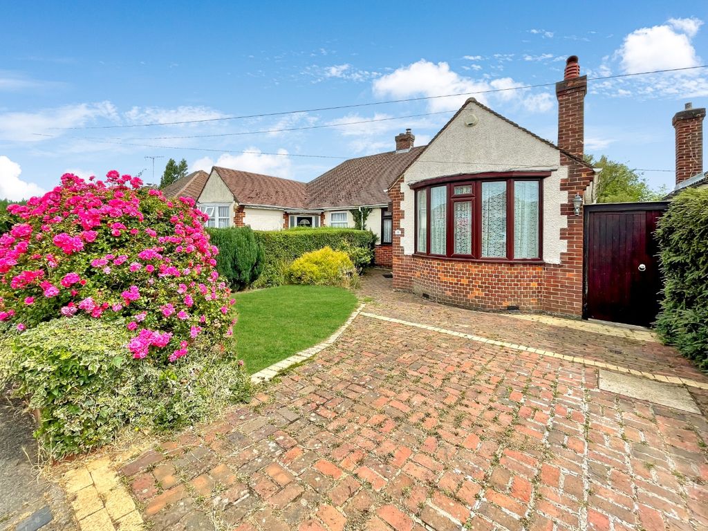 Property photo 1 of 13 4184050