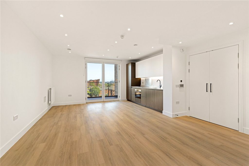 Property photo 1 of 9 Picture No. 06