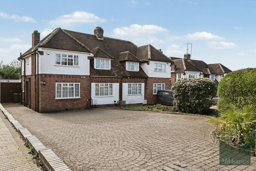 Property photo 1 of 38