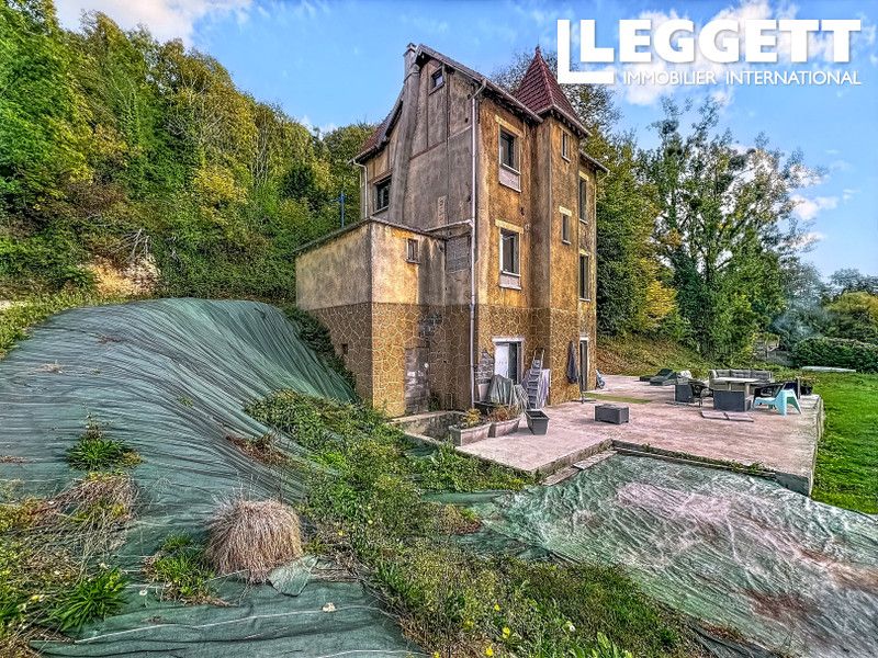 Property photo 1 of 10