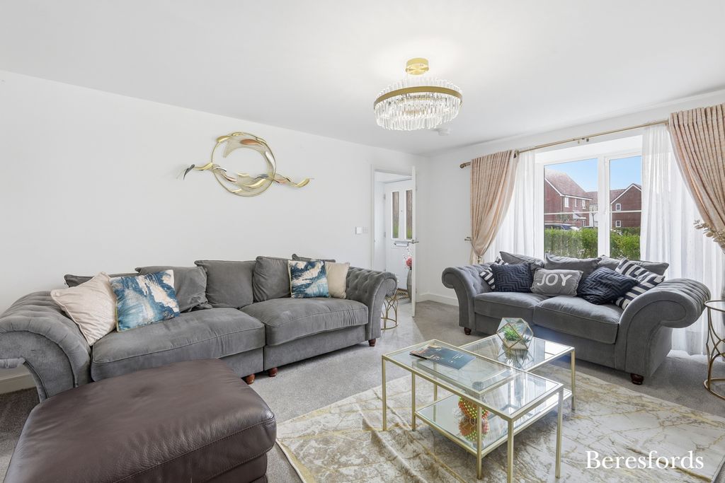 Property photo 3 of 26 Picture 3