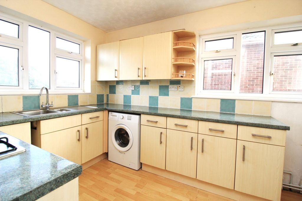 Property photo 3 of 10 Kitchen View 1