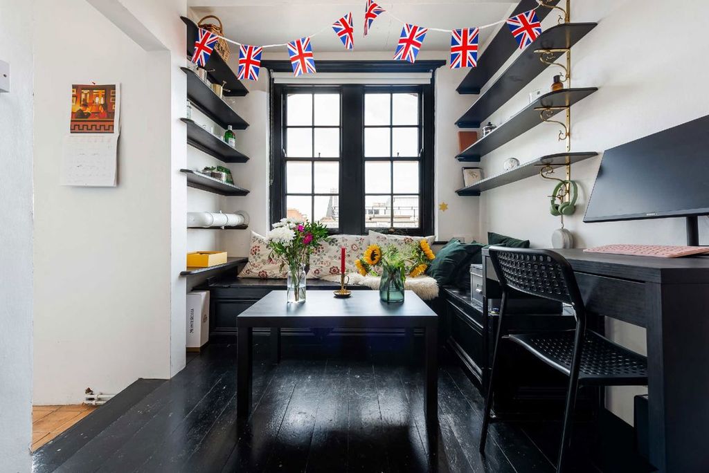 Property photo 3 of 7